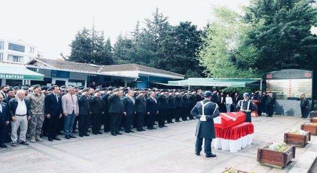 Jandarma başçavuş kalbine yenik düştü