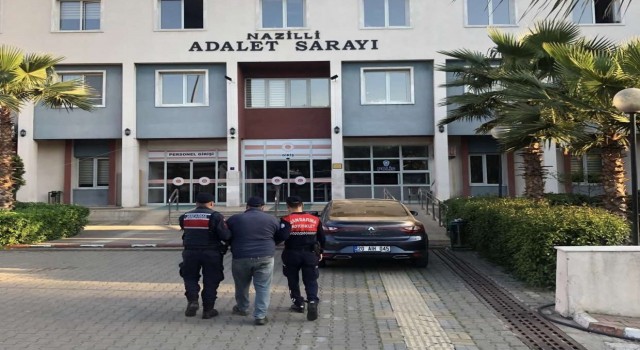 Jandarma bayramda 66 aranan şahsı yakaladı