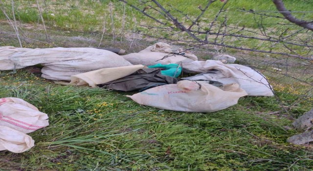 Kaçak avcılar malzemelerini bırakıp kaçtı