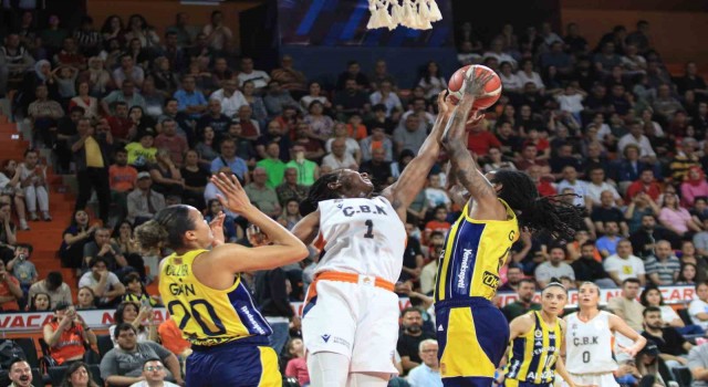 Kadınlar Basketbol Süper Liginde Fenerbahçe üst üste 6. kez şampiyon