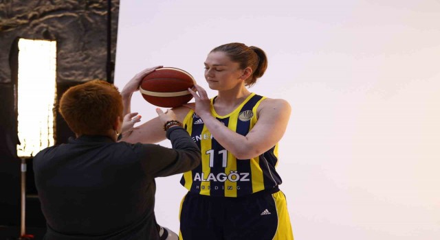 Kadınlar Euroleaguede Emma Meesseman, üst üste ikinci kez MVP seçildi