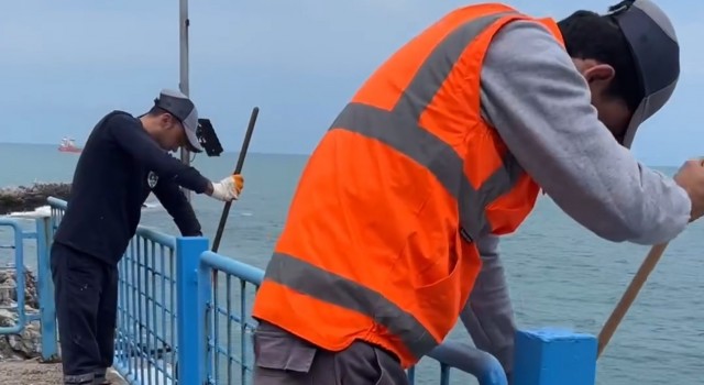 Kapuz Plajında sezon hazırlıkları sürüyor