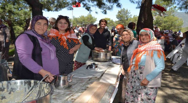 Karaçulha Geleneksek Keşkek Gününe yoğun katılım oldu