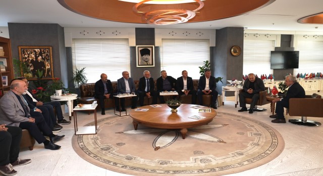 Kardeş kent Ardinodan Başkan Özdemire ‘Hayırlı olsun ziyareti