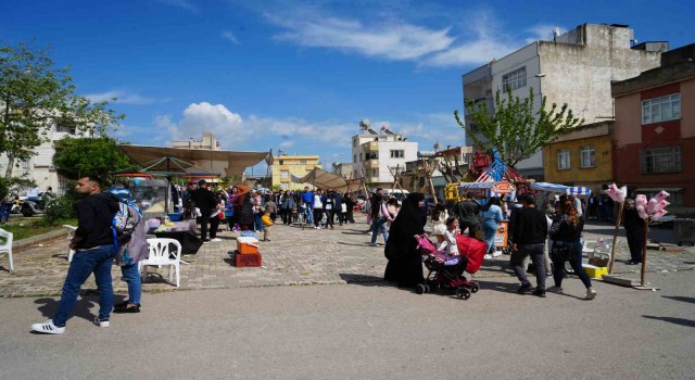 Kiliste çocuklar bayram yerinde gönüllerince eğlendi