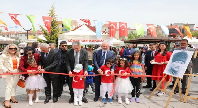 Kocasinanda 3 gün sürecek olan Çocuk Şenlikleri başladı