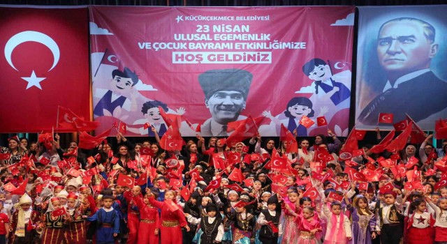 Küçükçekmecede 23 Nisana coşkulu kutlama