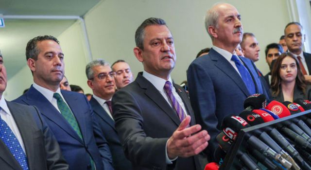 Kurtulmuş ve Özel, Bir Araya Geldi Gündem: Yeni Anayasa