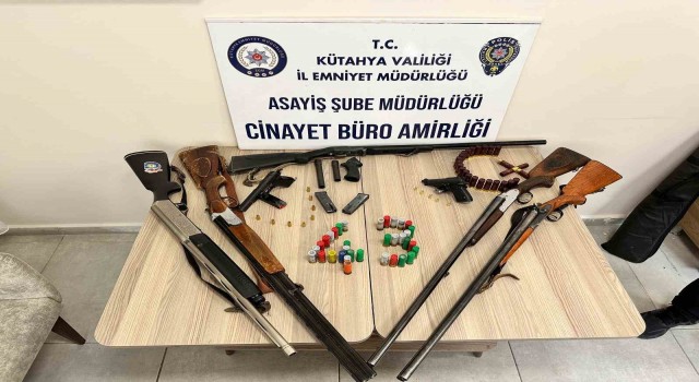 Kütahyada silah ticareti operasyonu: 6 gözaltı