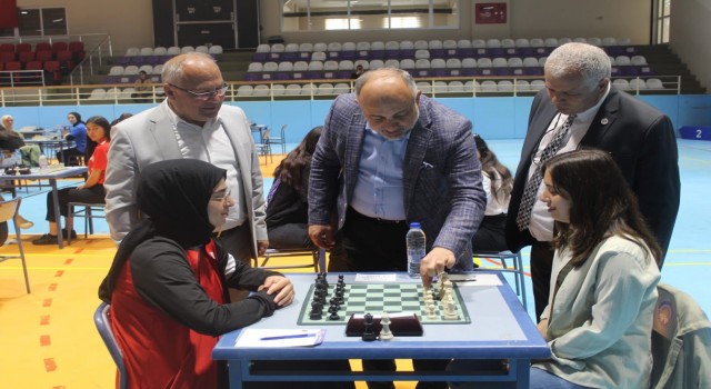 KYK Türkiye Satranç Şampiyonası Afyonkarahisarda başladı
