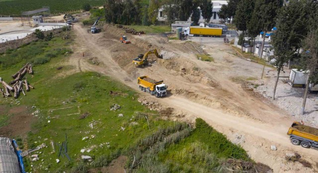 Lojistik Merkezi için yol yapım çalışmaları sürüyor