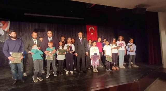 Malazgirtte 23 Nisan coşkusu