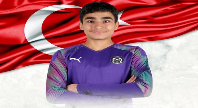 Manisa FKnın genç futbolcularına milli davet