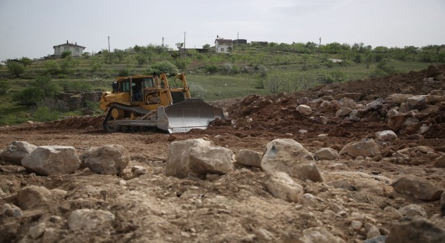 Melikgazide yol yenileme çalışmaları ile ulaşım ağı genişliyor