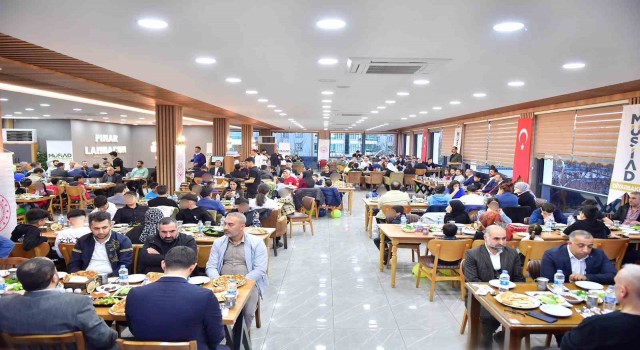 MÜSİAD Diyarbakır Şubesi, sevgi evlerindeki çocuklarla iftarda buluştu