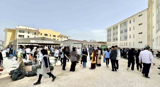 Öğrencilerden Gazzeye destek kampanyası