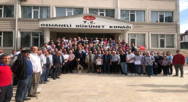Osmanelinin yeni Belediye Başkanı Bekir Torun mazbatasını aldı