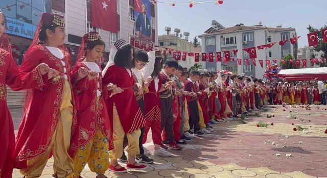 Osmaniyede 23 Nisan Ulusal Egemenlik ve Çocuk Bayramı coşkuyla kutlandı