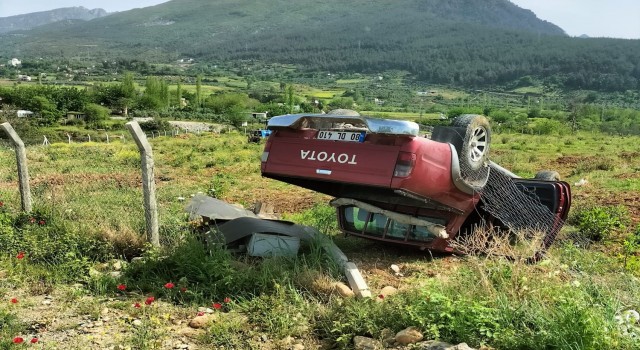 Osmaniyede pikap takla attı: 1 yaralı