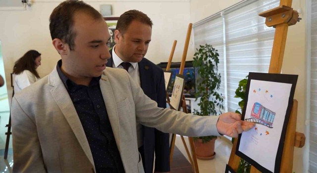 Otizmli üniversite öğrencisi Berkayın azmi: Spor ve resim yaparak hayata tutundu