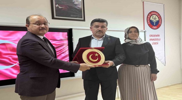 Pençe Kilit Operasyonunda şehit olan Mustafa Sezerin adı kütüphanede yaşatılacak