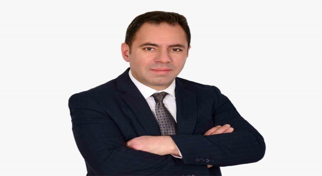 Prof. Dr. Ötüken Senger MHPden Kars Belediye Başkanı seçildi