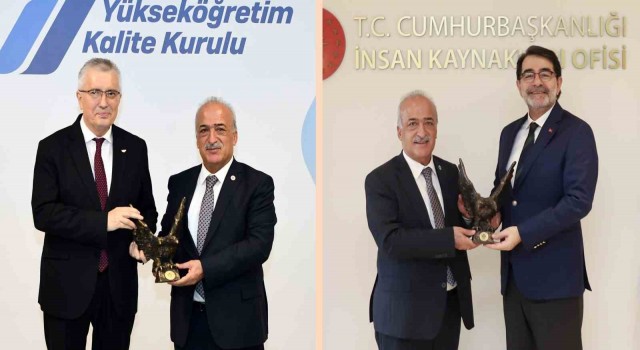 Rektör Çomaklı, YÖKAK Başkanı Kocabıçak ile İnsan Kaynakları Ofisi Başkanı Atayı ziyaret etti