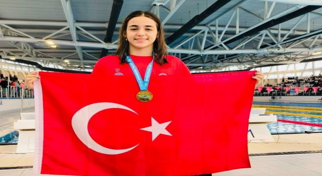 Şampiyon yüzücü, Edirneye altın madalyayla döndü