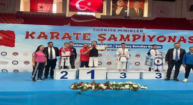 Sandıklının altın çocuğu Türkiye şampiyonu oldu