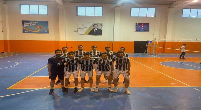 Sarıgölde kaymakamlık kupası voleybol turnuvası başladı