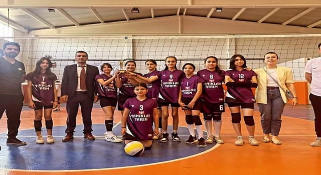 Sarıgölde Yıldız Kızlar Voleybol Turnuvası tamamlandı