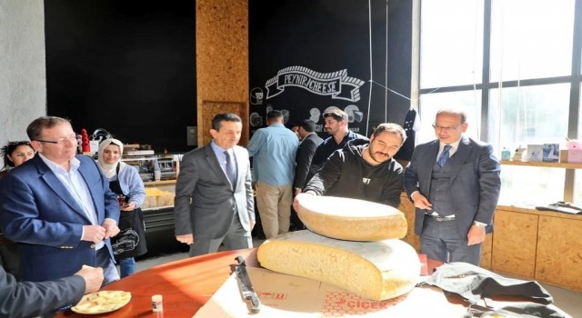 Sayıştay Başkanı Metin Yener Karsta