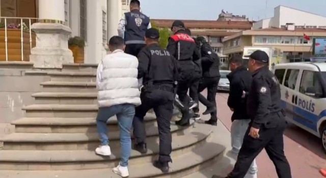 Sinopta bir kişinin yaralandığı silahlı kavgada 2 tutuklama