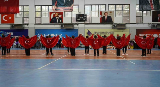 Şırnakta 23 Nisan coşku ile kutlandı