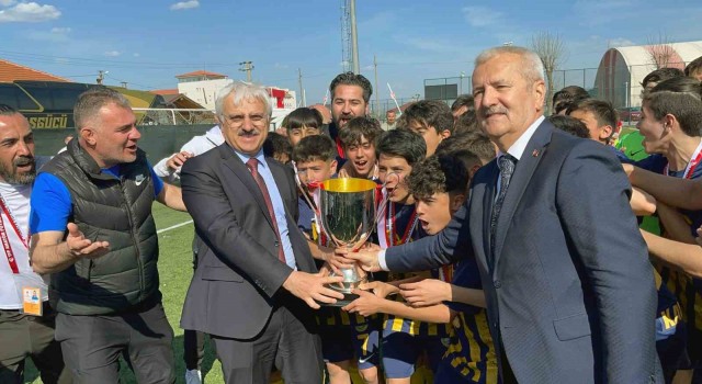 Talasgücünün U14ü Türkiye şampiyonu