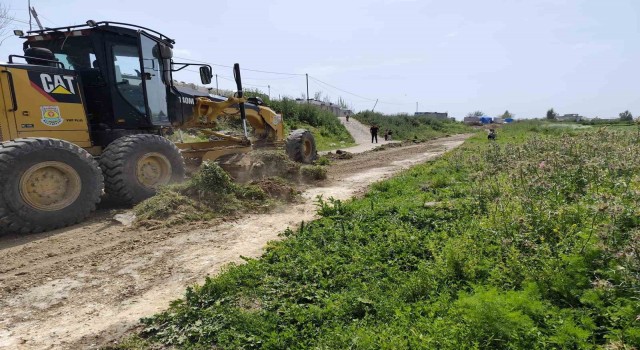 Tarsus Belediyesince Yenice Mahallesinde yol bakım çalışması yapıldı