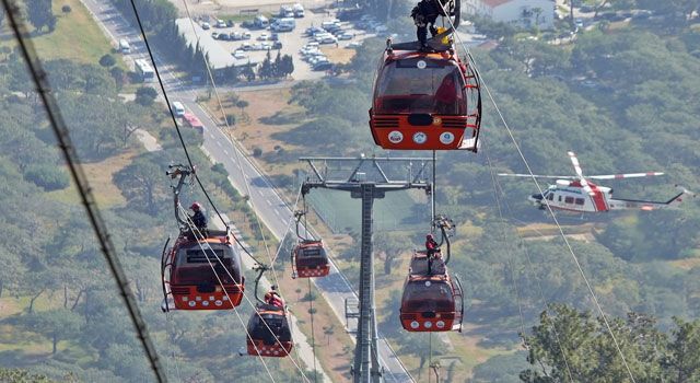 Teleferik Faciasında Kurtarma Çalışmaları Sürüyor