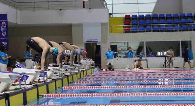 TSSF Paletli Yüzme Kulüplerarası Büyükler Türkiye Şampiyonasında 3 Türkiye rekoru