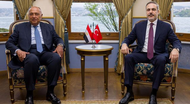 Türkiye ve Mısır Dışişleri Bakanları Bir Araya Geldi
