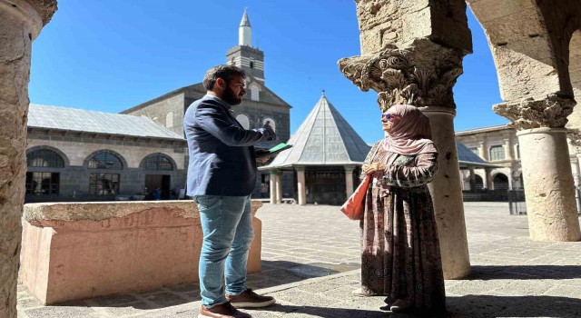 Ukraynadan tur rehberi olarak geldiği Diyarbakırda Müslüman oldu