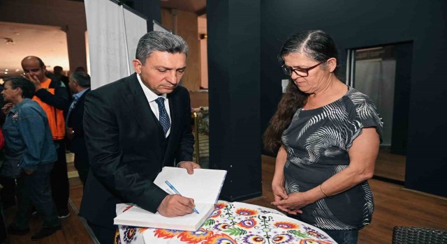 Vali Şahin: Otizmli evlatlarımızı topluma kazandırmak görevimizdir”