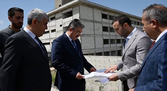 Vali Yılmaz Çardak Eğitim Kampüsü'nde İncelemelerde Bulundu