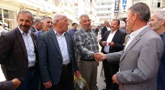 Vanda yayla sezonu başladı: Besiciler ile çobanların sıkı pazarlığı başladı