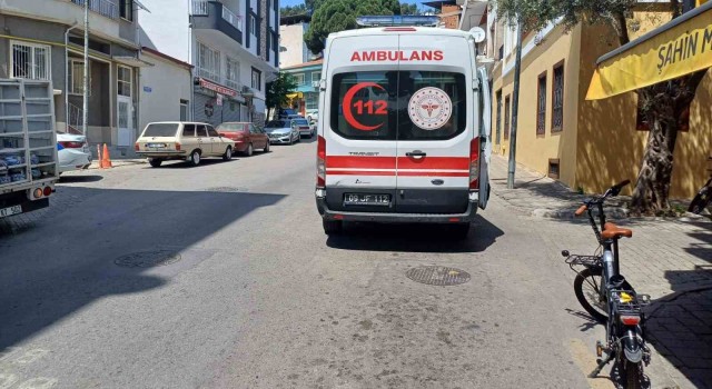 Yayaya çarpan elektrikli bisiklet sürücüsü yaralandı