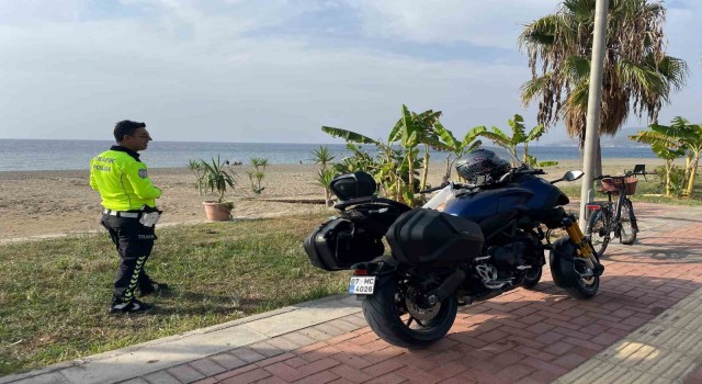 Yürüyüş yolunda bisiklet ve motosiklet kullananlara taviz yok