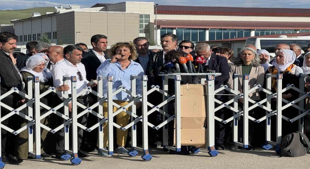 6-8 Ekim olayları davasında eski HDP Başkanı Demirtaşa 42 yıl hapis cezası verildi