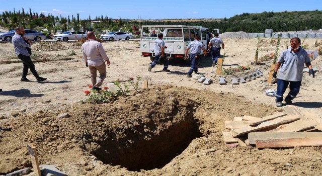 ABDde ölü bulunan Adanalı fenomenin mezarı açıldı, yeniden otopsi yapılacak