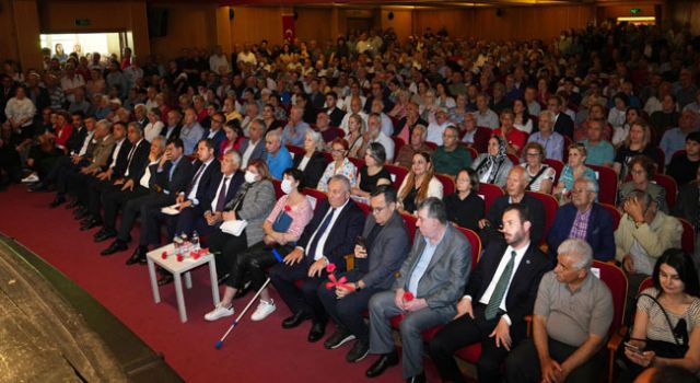 Adana'da "Nasıl Bir Demokrasi Nasıl Bir Cumhuriyet?" Paneli Yoğun İlgi Gördü