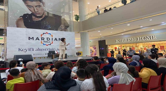Akademisyen Anne, Anneler Gününe özel yüzlerce okuru ile buluştu
