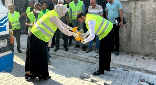 Akdeniz'de Yaşar Kemal Parkı Yenileniyor